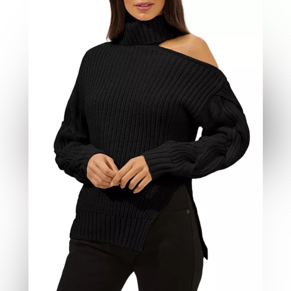 ASTR The Label Sequoia Shoulder Cutout Sweater size XS